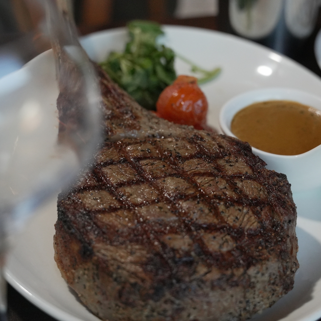 A True Steak Experience at Texas Steak House